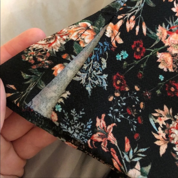 ZARA Floral Top - Picture 2 of 6